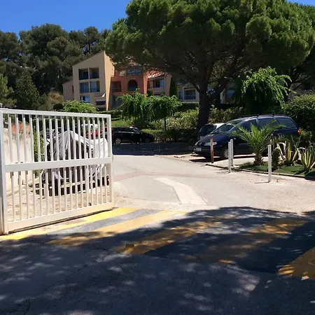 Appart Studio Liouquet-Cosyprovence *